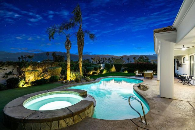 33 Calle La Reina, Rancho Mirage, CA 92270