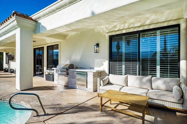 33 Calle La Reina, Rancho Mirage, CA 92270