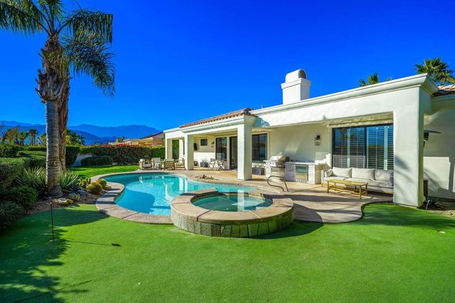 33 Calle La Reina, Rancho Mirage, CA 92270