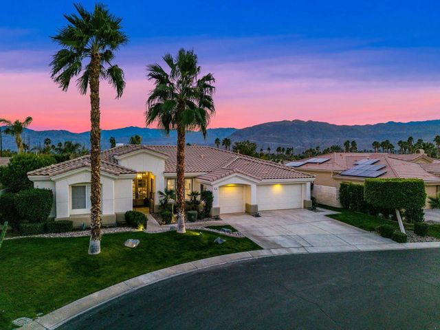 33 Calle La Reina, Rancho Mirage, CA 92270