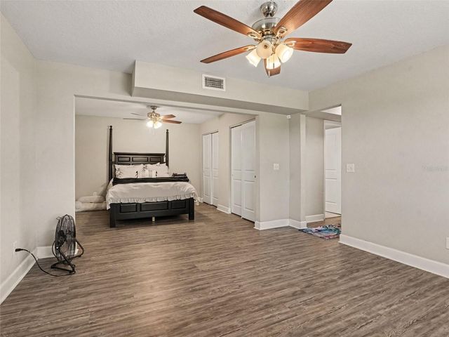 705 LAKE ADA BOULEVARD, Dundee, FL 33838