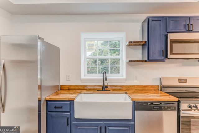 220 Stonewall Street, Cartersville, GA 30120