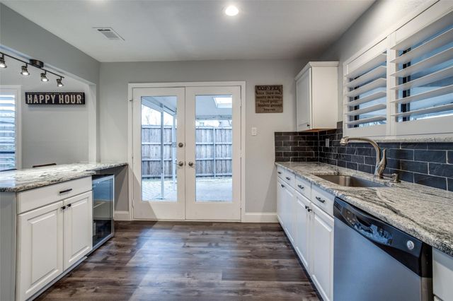 1916 Cheyenne Drive, Carrollton, TX 75010