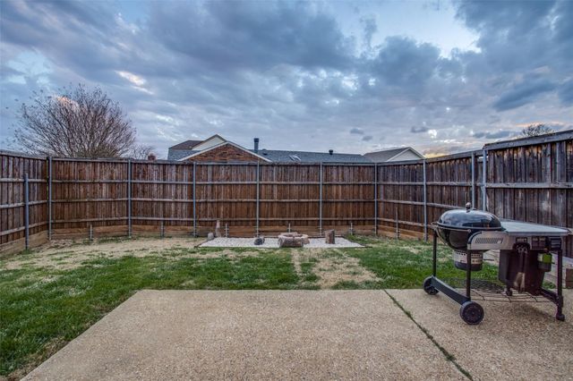 1916 Cheyenne Drive, Carrollton, TX 75010