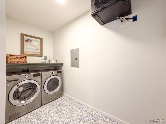 401 Lee Avenue, Webster Groves, MO 63119