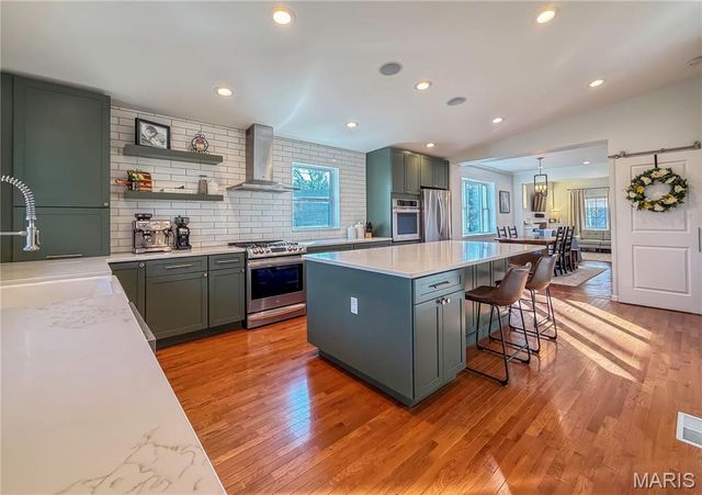 401 Lee Avenue, Webster Groves, MO 63119