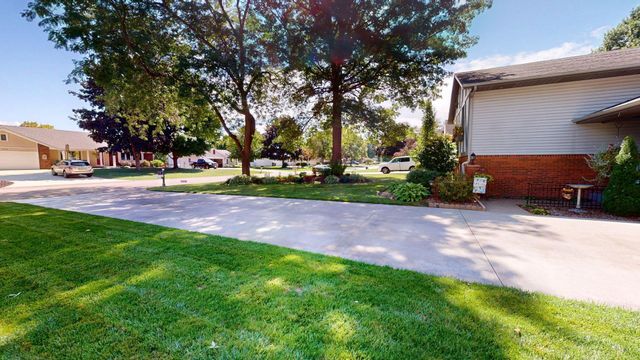 7381 Rolling Hills Drive, Hudsonville, MI 49426