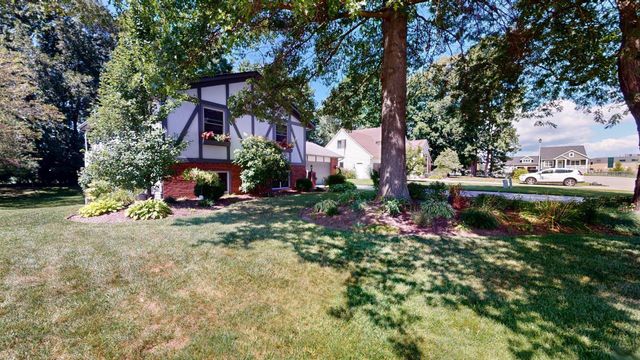 7381 Rolling Hills Drive, Hudsonville, MI 49426