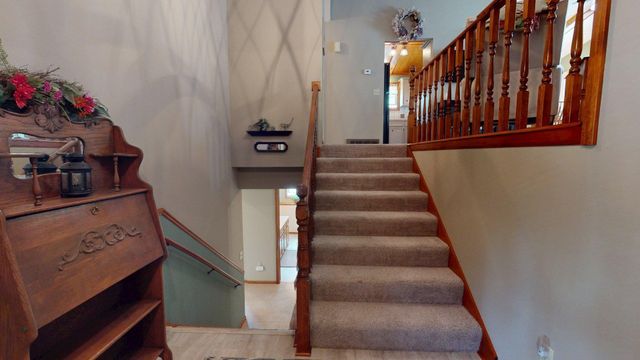 7381 Rolling Hills Drive, Hudsonville, MI 49426