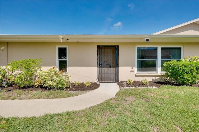 5617 EVERGREEN DR 27, Sarasota, FL 34233