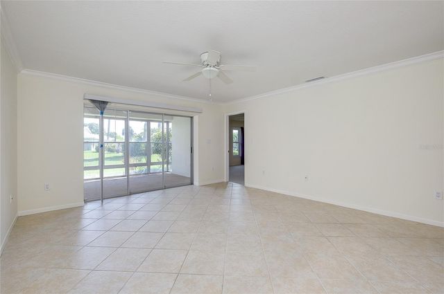 5617 EVERGREEN DR 27, Sarasota, FL 34233
