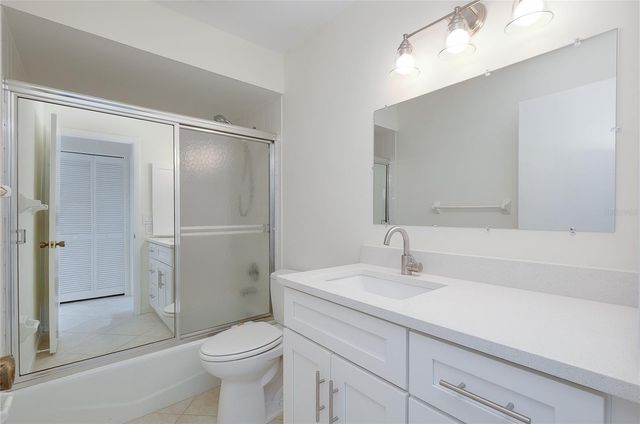 5617 EVERGREEN DR 27, Sarasota, FL 34233