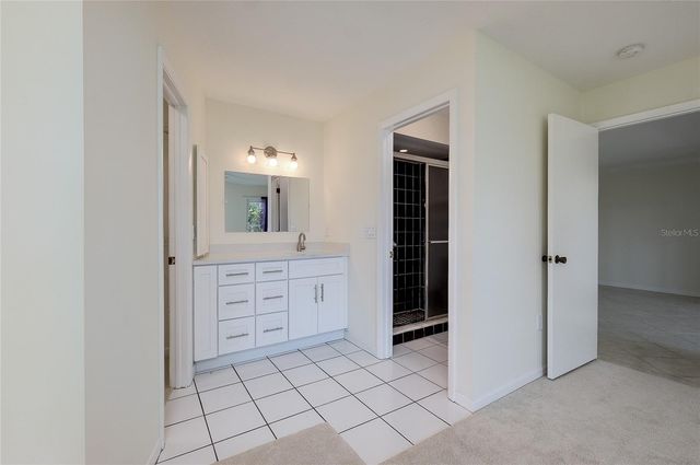 5617 EVERGREEN DR 27, Sarasota, FL 34233