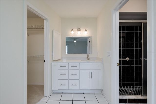 5617 EVERGREEN DR 27, Sarasota, FL 34233