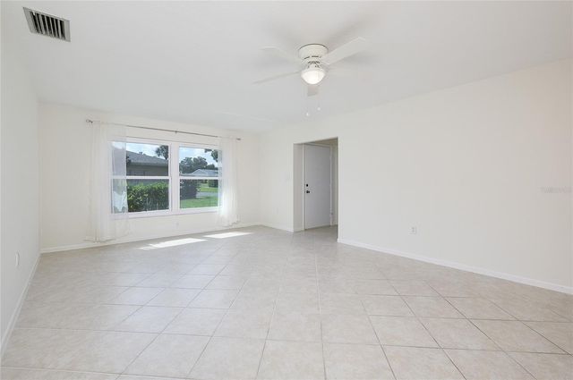 5617 EVERGREEN DR 27, Sarasota, FL 34233