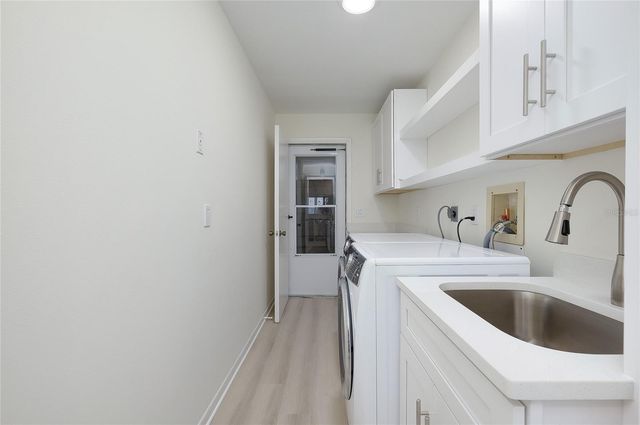 5617 EVERGREEN DR 27, Sarasota, FL 34233
