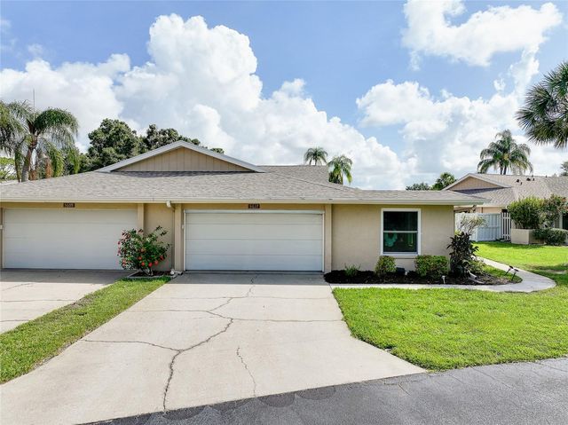 5617 EVERGREEN DR 27, Sarasota, FL 34233
