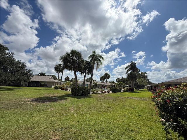 5617 EVERGREEN DR 27, Sarasota, FL 34233