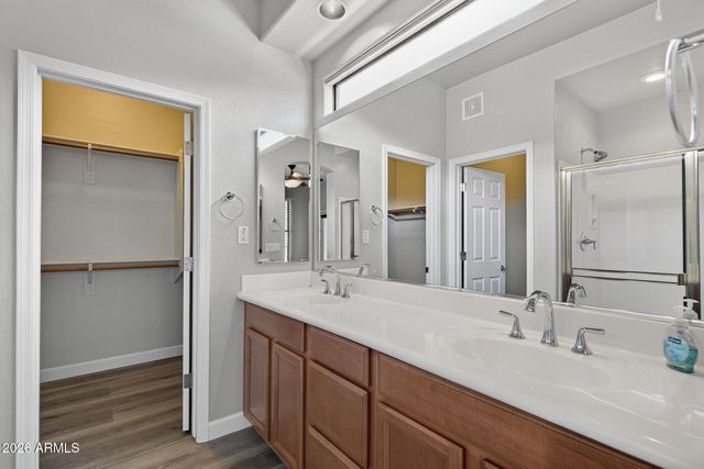 3131 E LEGACY Drive 2060, Phoenix, AZ 85042