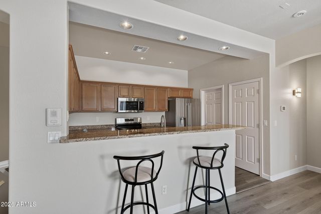 3131 E LEGACY Drive 2060, Phoenix, AZ 85042