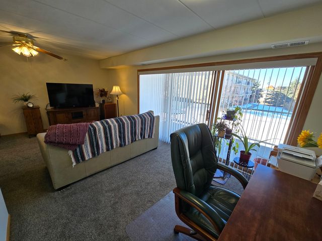 1041 Ashley Court 2D, Lockport, IL 60441