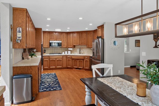 5343 Milton Ranch, Shingle Springs, CA 95682