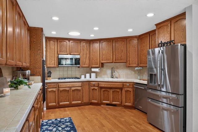 5343 Milton Ranch, Shingle Springs, CA 95682