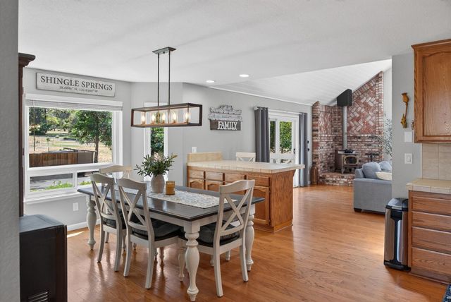 5343 Milton Ranch, Shingle Springs, CA 95682