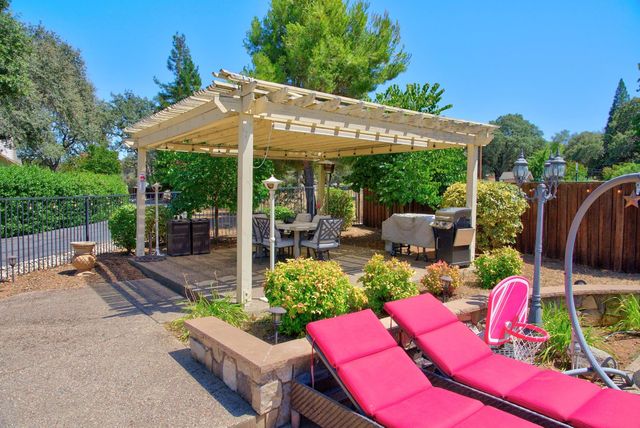 5343 Milton Ranch, Shingle Springs, CA 95682