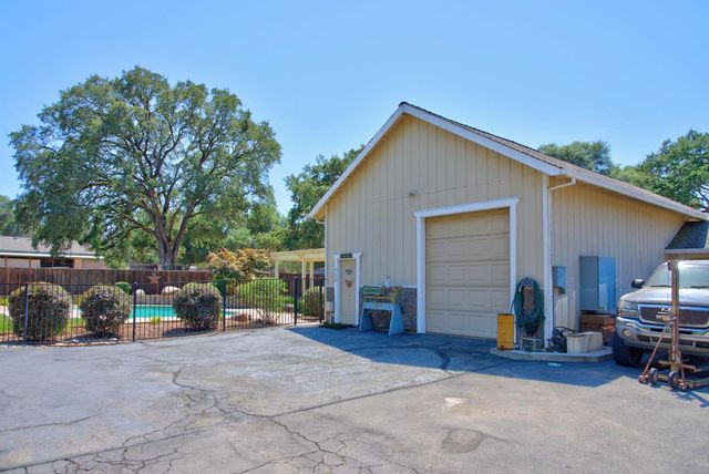 5343 Milton Ranch, Shingle Springs, CA 95682