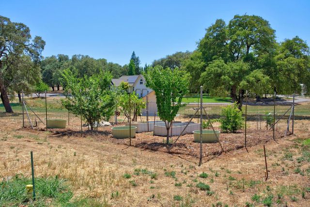 5343 Milton Ranch, Shingle Springs, CA 95682
