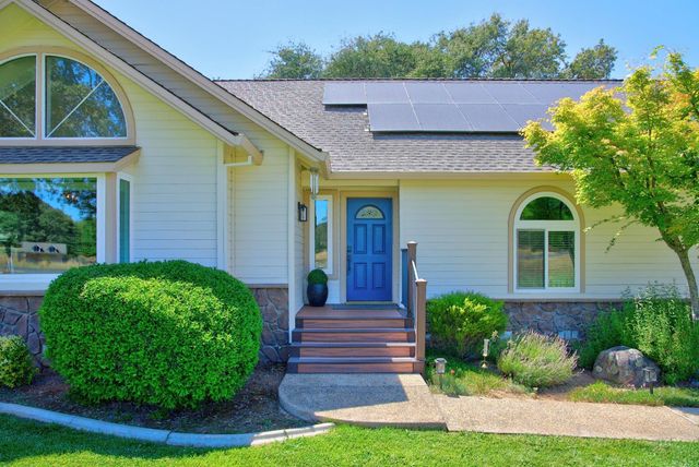 5343 Milton Ranch, Shingle Springs, CA 95682