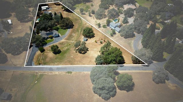 5343 Milton Ranch, Shingle Springs, CA 95682