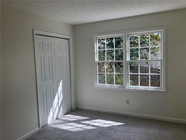 215 Brookwood Lane, Fayetteville, GA 30215