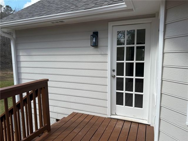 215 Brookwood Lane, Fayetteville, GA 30215