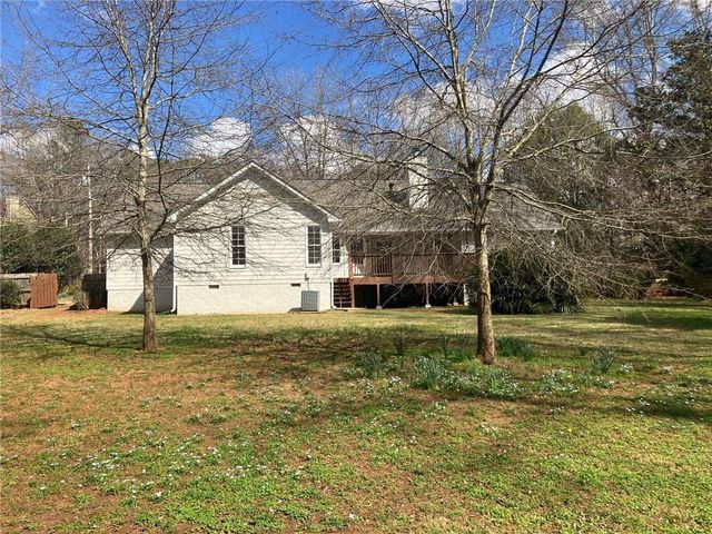 215 Brookwood Lane, Fayetteville, GA 30215