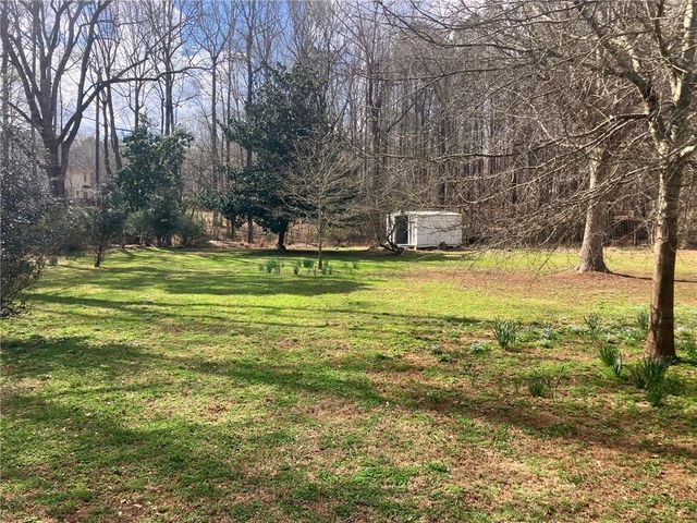 215 Brookwood Lane, Fayetteville, GA 30215