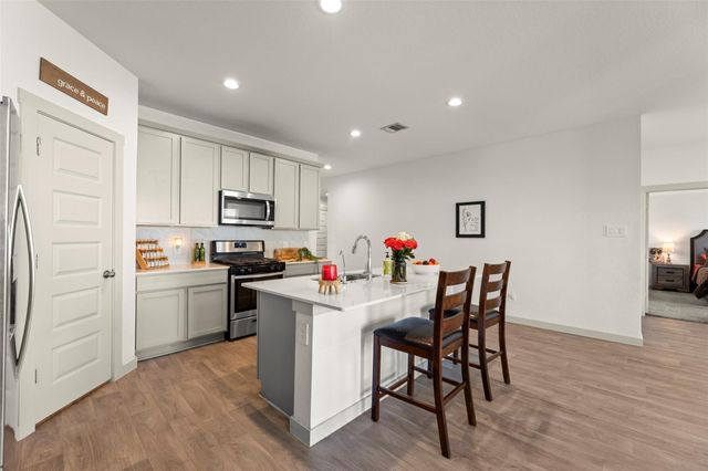 8114 Buck Lane, Rosharon, TX 77583