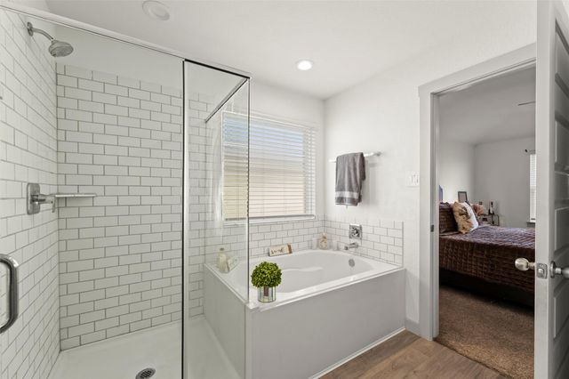 8114 Buck Lane, Rosharon, TX 77583