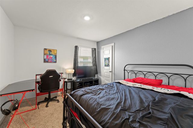 8114 Buck Lane, Rosharon, TX 77583