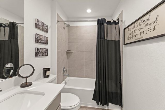 8114 Buck Lane, Rosharon, TX 77583