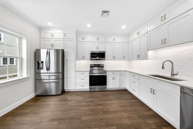 2 Proprietors Drive 25, Marshfield, MA 02050