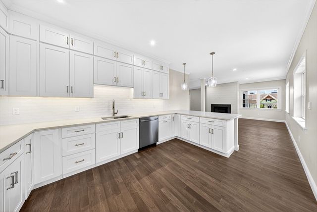 2 Proprietors Drive 25, Marshfield, MA 02050