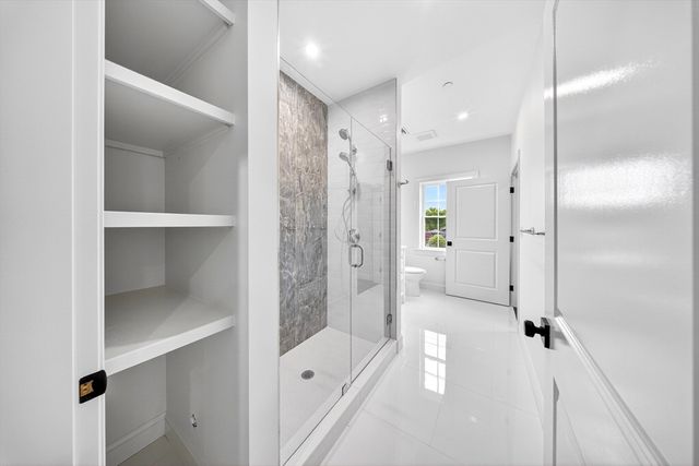 2 Proprietors Drive 25, Marshfield, MA 02050