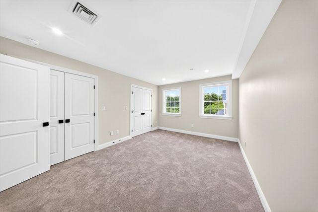 2 Proprietors Drive 25, Marshfield, MA 02050