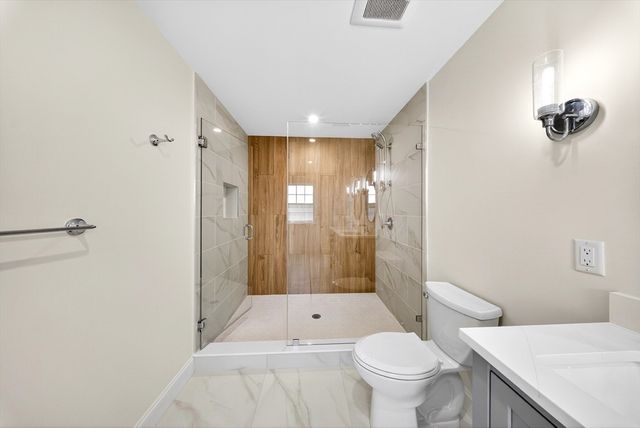2 Proprietors Drive 25, Marshfield, MA 02050