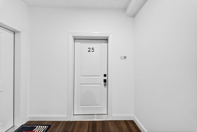 2 Proprietors Drive 25, Marshfield, MA 02050