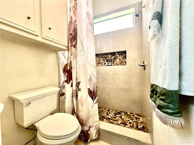 4500 N 4th Street, Mcallen, TX 78504