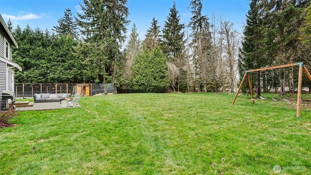 15419 241st Street SE, Woodinville, WA 98296