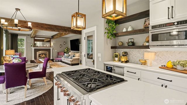 15419 241st Street SE, Woodinville, WA 98296